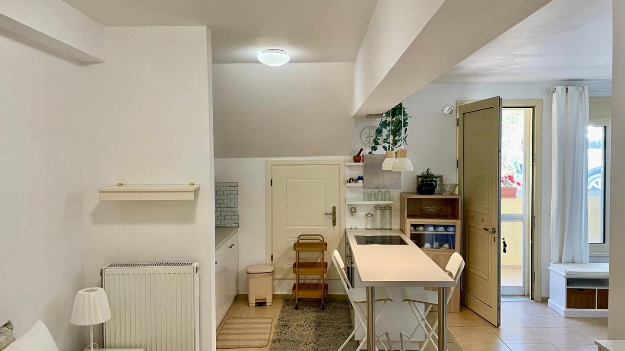 Villa Sea Breeze - Light à Bouzaíika Extérieur photo
